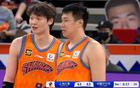 新疆男籃勝上海，伊力福拉提大放異彩，哈維首秀亮眼。